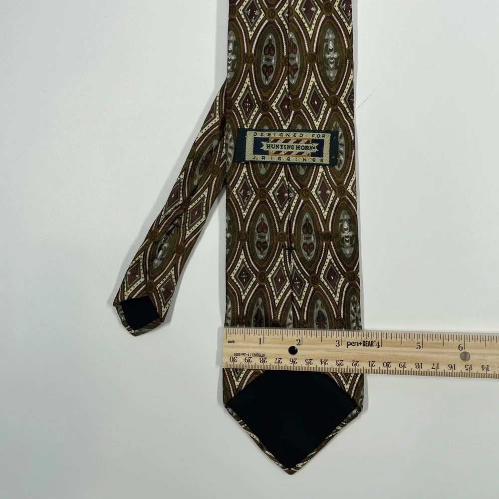 Hunting Horn Brown Geometric Medallion Silk Necktie Mens OS